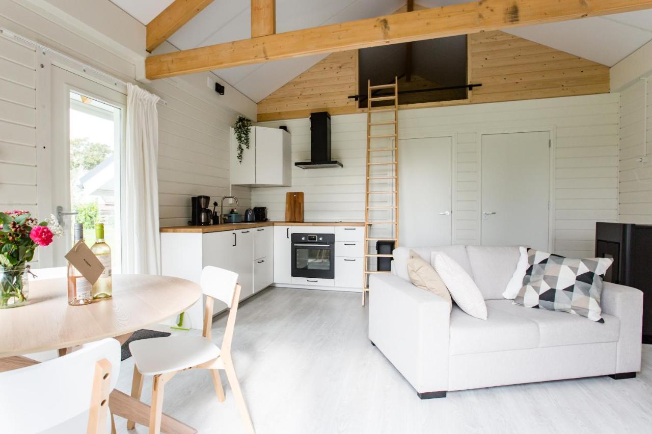 Chalet Met Loft - Vakantiepark De Schreiershoek Dokkum Kültér fotó