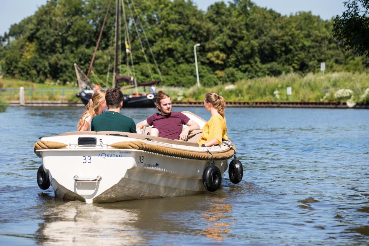 Chalet Met Loft - Vakantiepark De Schreiershoek Dokkum Kültér fotó