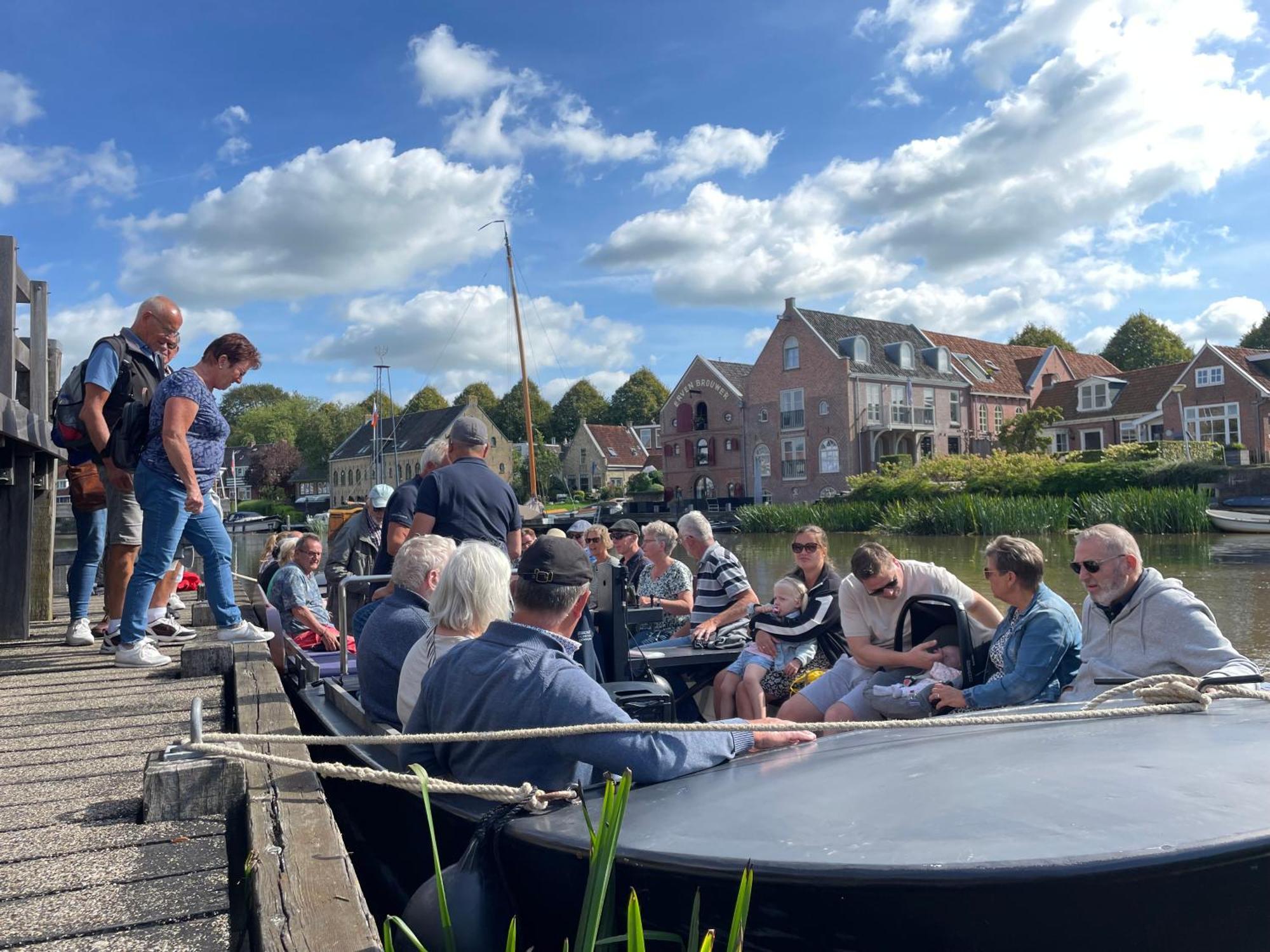 Chalet Met Loft - Vakantiepark De Schreiershoek Dokkum Kültér fotó